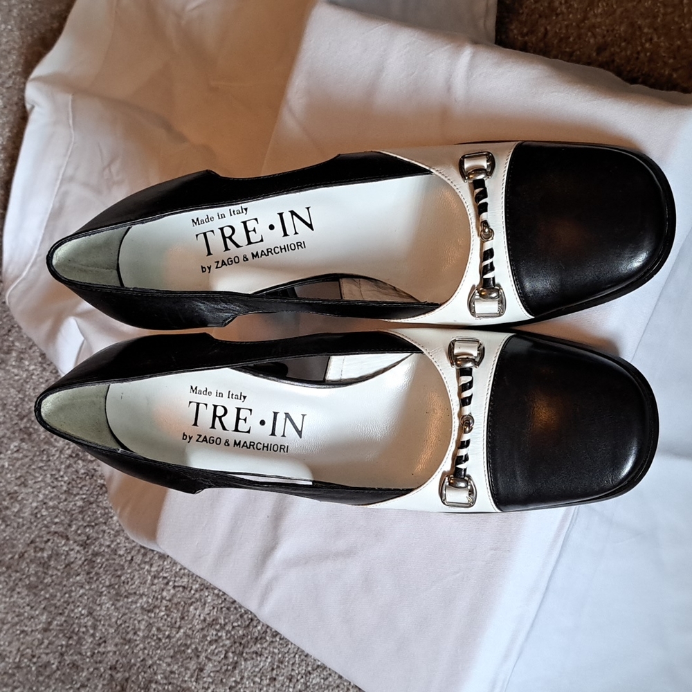 Black and White Women's Flats